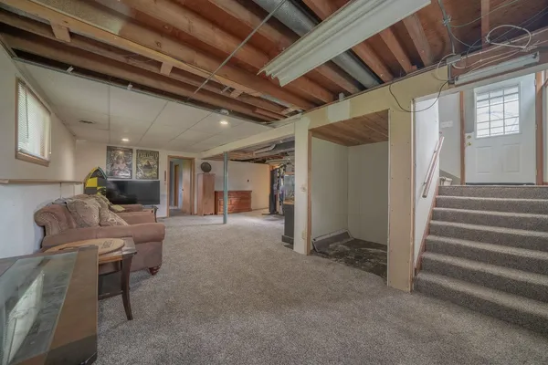 $210,000 | 13802 Dorr Road, South Beloit, IL 61080