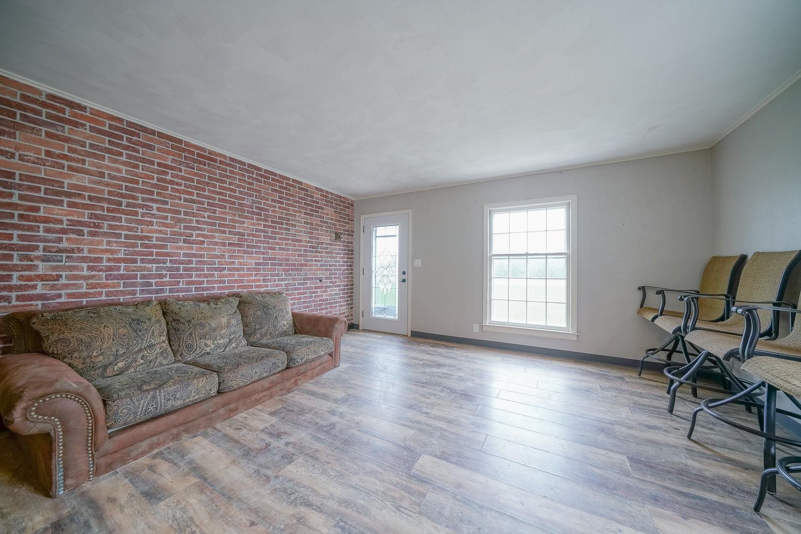 13802 Dorr Road South Beloit, IL 61080 - Photo 8 of 37