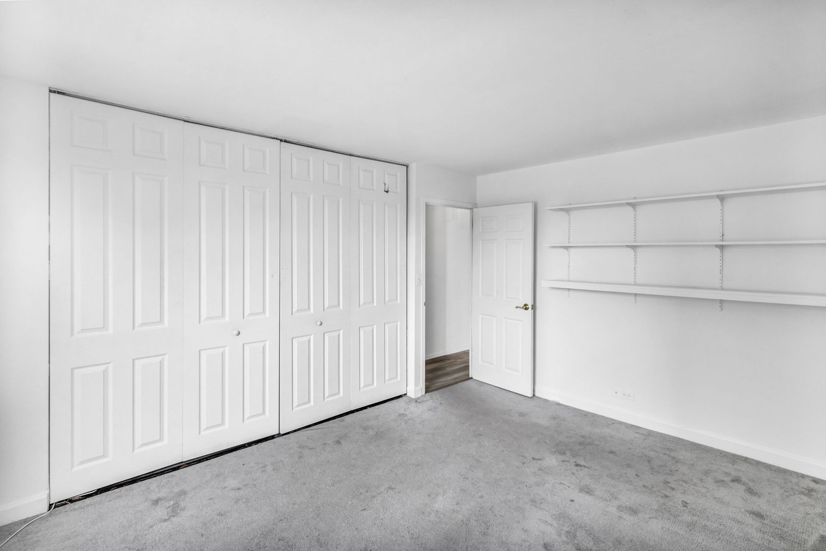 5701 North Sheridan Road, Unit 3J Chicago, IL 60660 - Photo 12 of 19