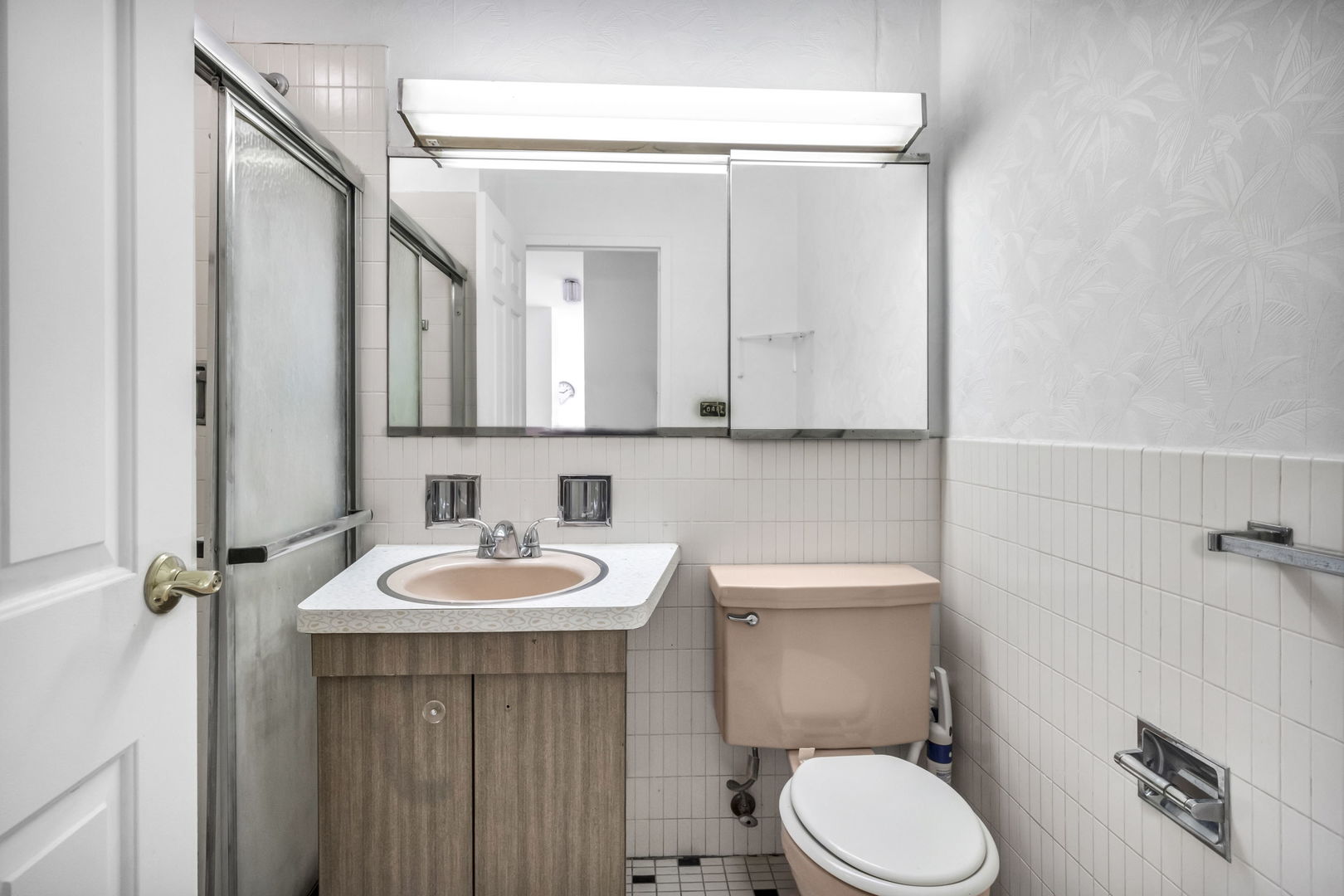 5701 North Sheridan Road, Unit 3J Chicago, IL 60660 - Photo 14 of 19