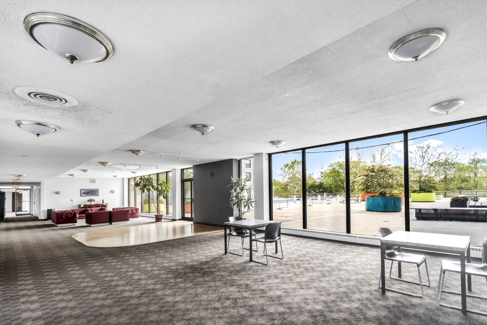 5701 North Sheridan Road, Unit 3J Chicago, IL 60660 - Photo 17 of 19