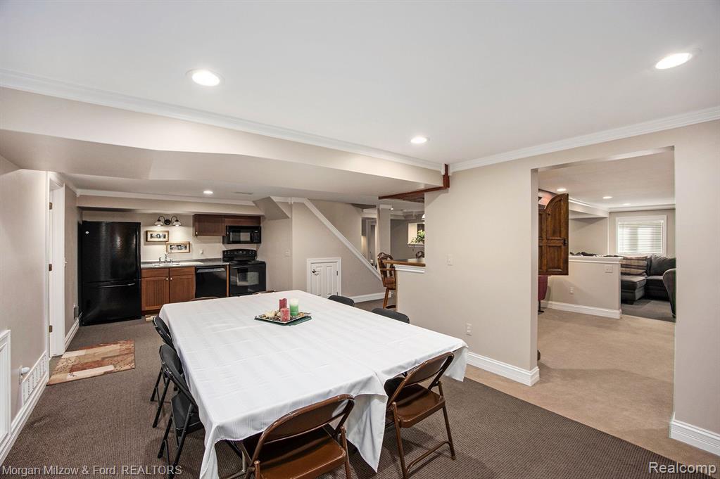 639 Appoline Court Rochester, MI 48307 - Photo 30 of 45 Gallery Image 30