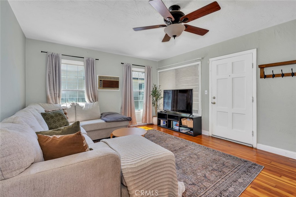 641 East 19th Street Merced, CA 95340 - Photo 9 of 34