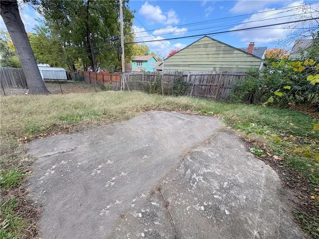 $114,900 | 5507 Park Avenue, Kansas City, MO 64130