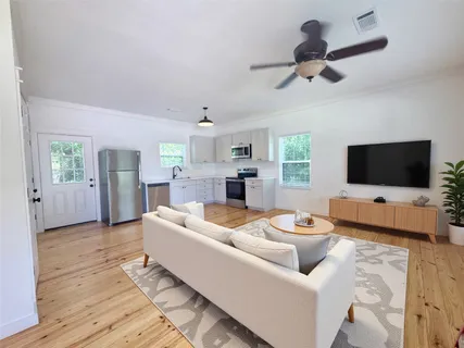 $229,000 | 308 Lois Wright Circle, Brenham, TX 77833