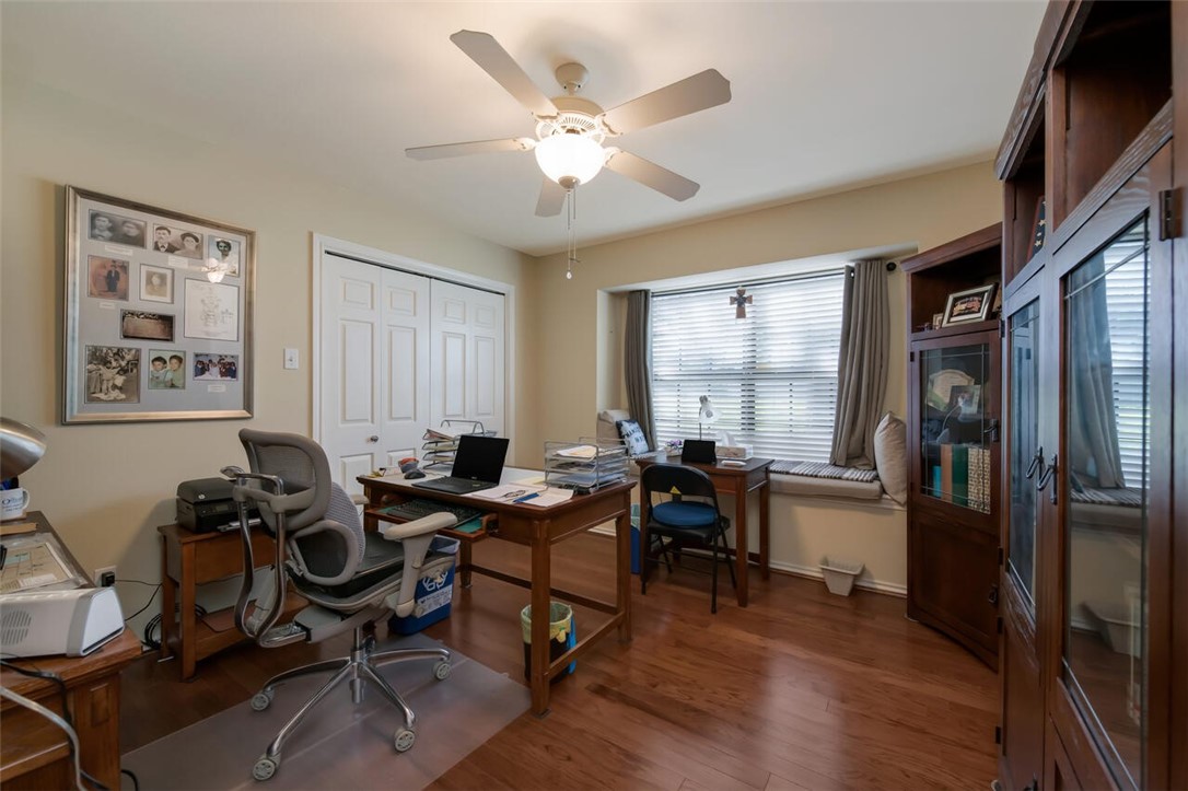 7101 Fish Pond Road Waco, TX 76710 - Photo 23 of 39