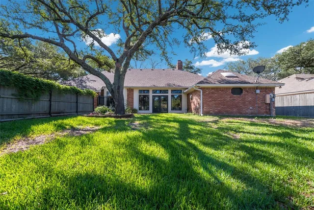 $575,000 | 7101 Fish Pond Road, Waco, TX 76710