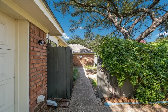 $575,000 | 7101 Fish Pond Road, Waco, TX 76710