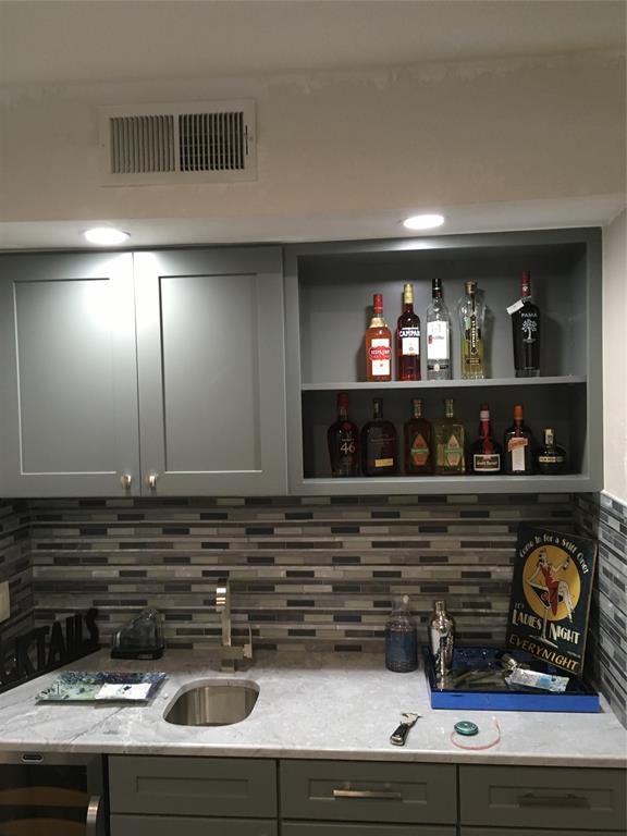 777 Custer Road, Unit 72 Richardson, TX 75080 - Photo 2 of 19