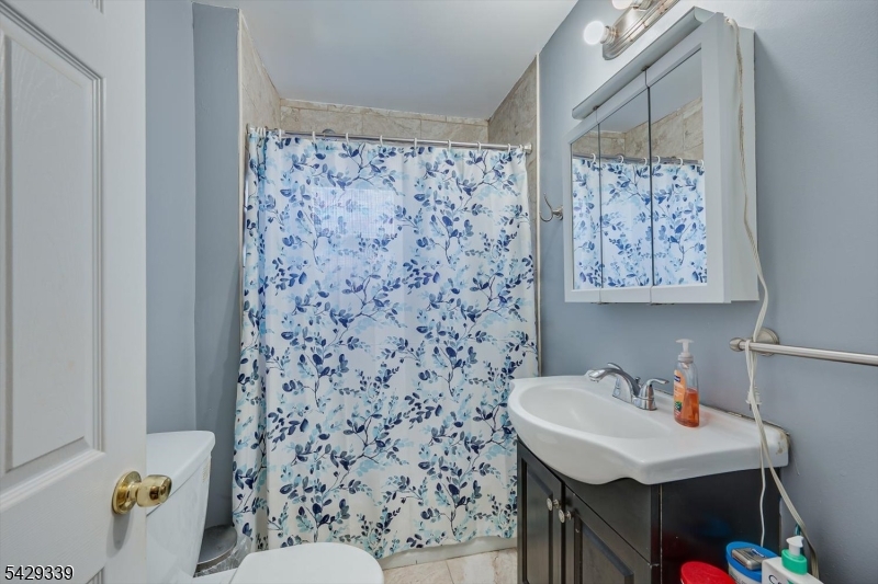 31 Romney Road Bound Brook, NJ 08805 - Photo 22 of 30