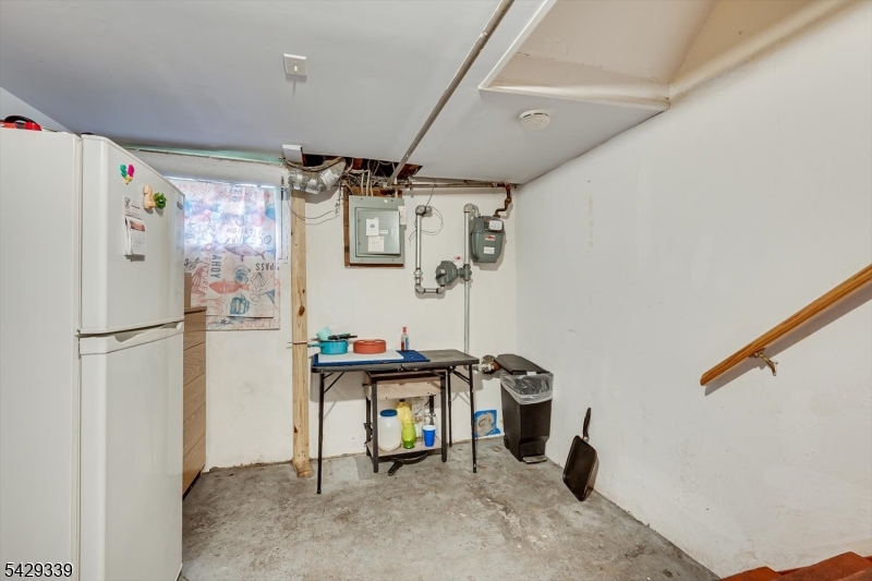 31 Romney Road Bound Brook, NJ 08805 - Photo 23 of 30