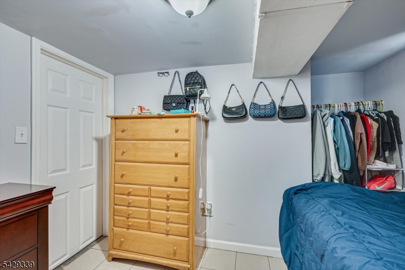 31 Romney Road Bound Brook, NJ 08805 - Photo 26 of 30