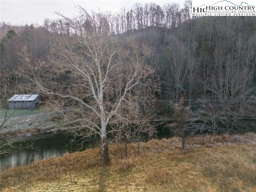 1430 West Deep Ford Road Lansing, NC 28643 - Photo 7 of 12
