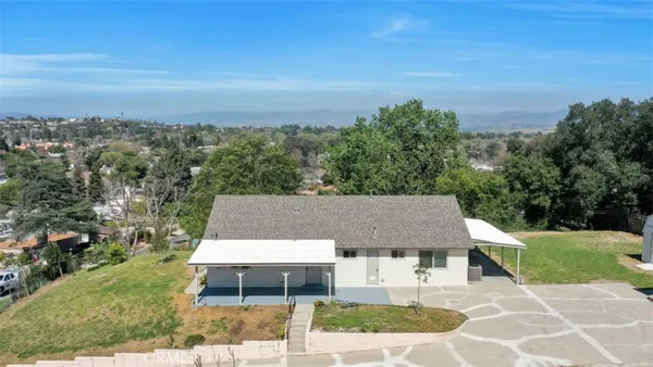 $969,950 | 25030 Atwood Boulevard, Newhall, CA 91321