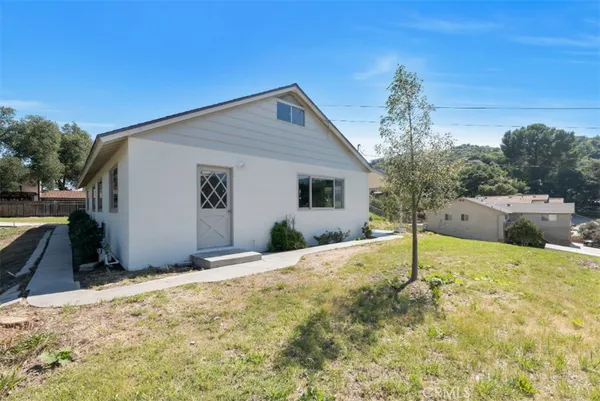 $969,950 | 25030 Atwood Boulevard, Newhall, CA 91321