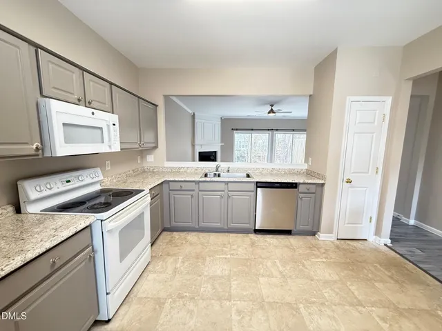 $1,795 | 412 Canyon Lake Circle, Morrisville, NC 27560