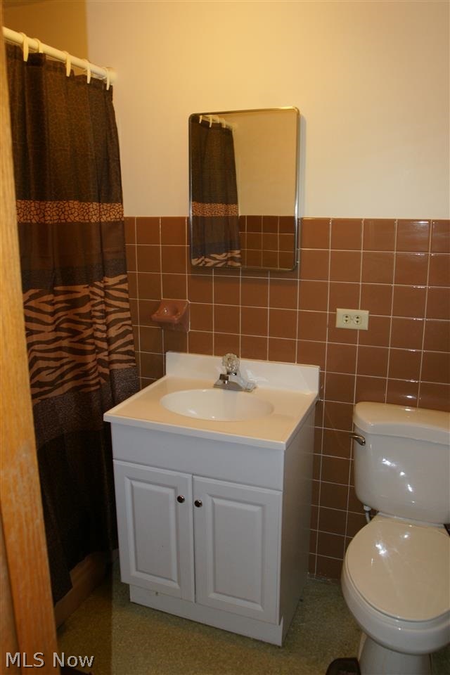 72317 Colerain Road Bridgeport, OH 43912 - Photo 17 of 22 Gallery Image 17
