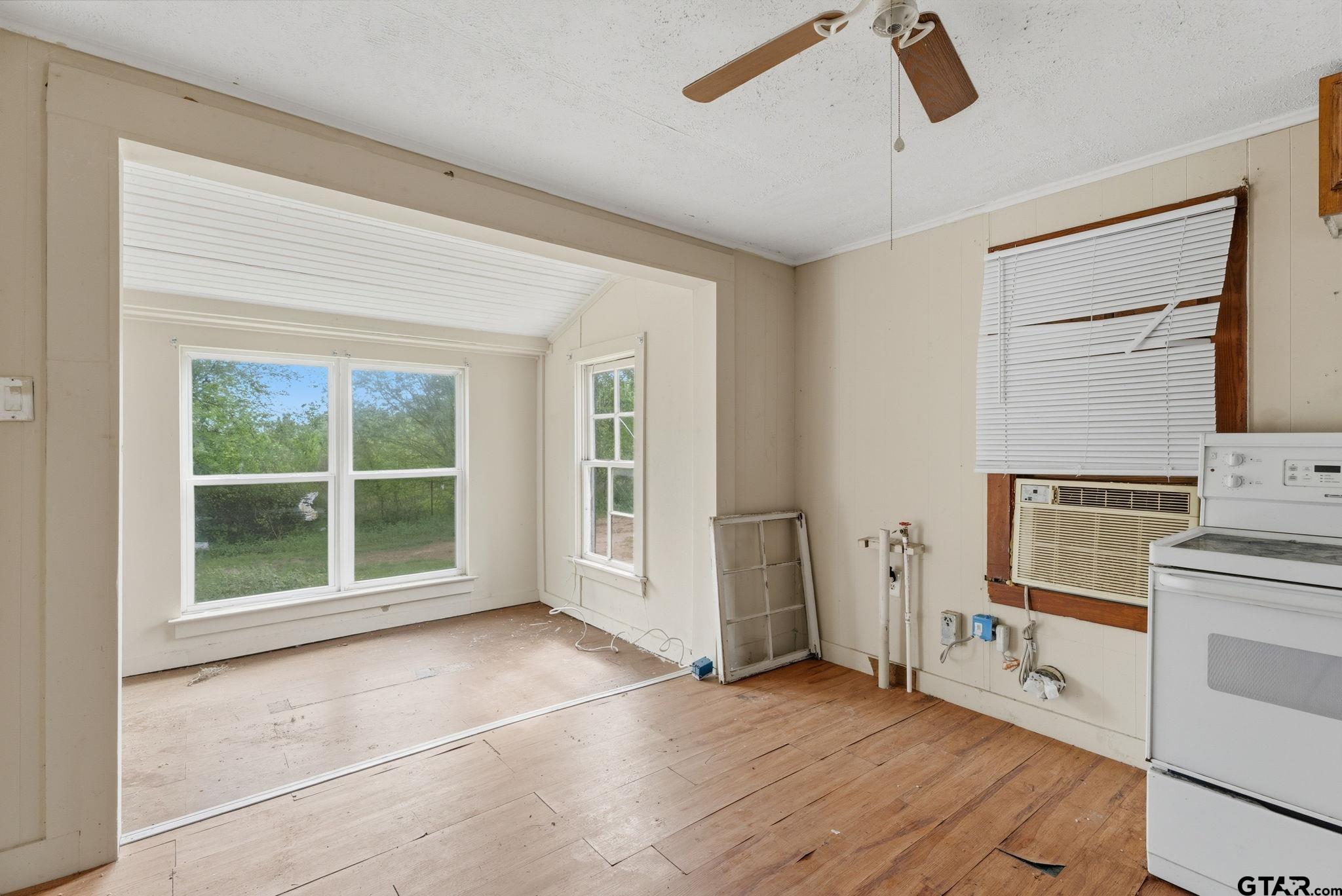 612 VZ County Road Ben Wheeler, TX 75754 - Photo 17 of 22