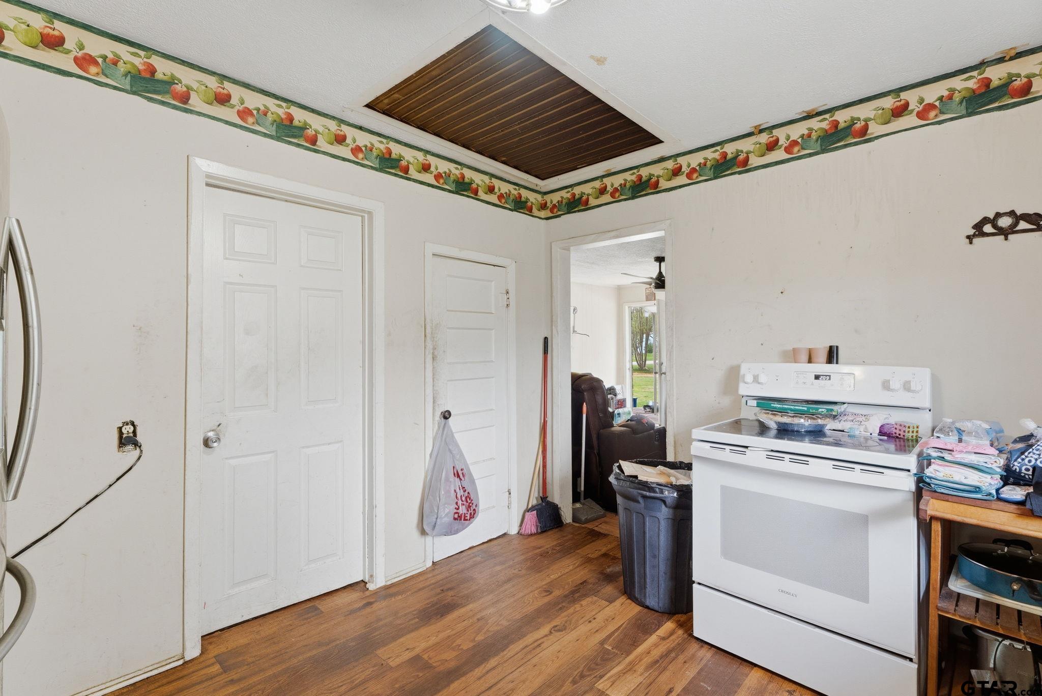 612 VZ County Road Ben Wheeler, TX 75754 - Photo 6 of 22