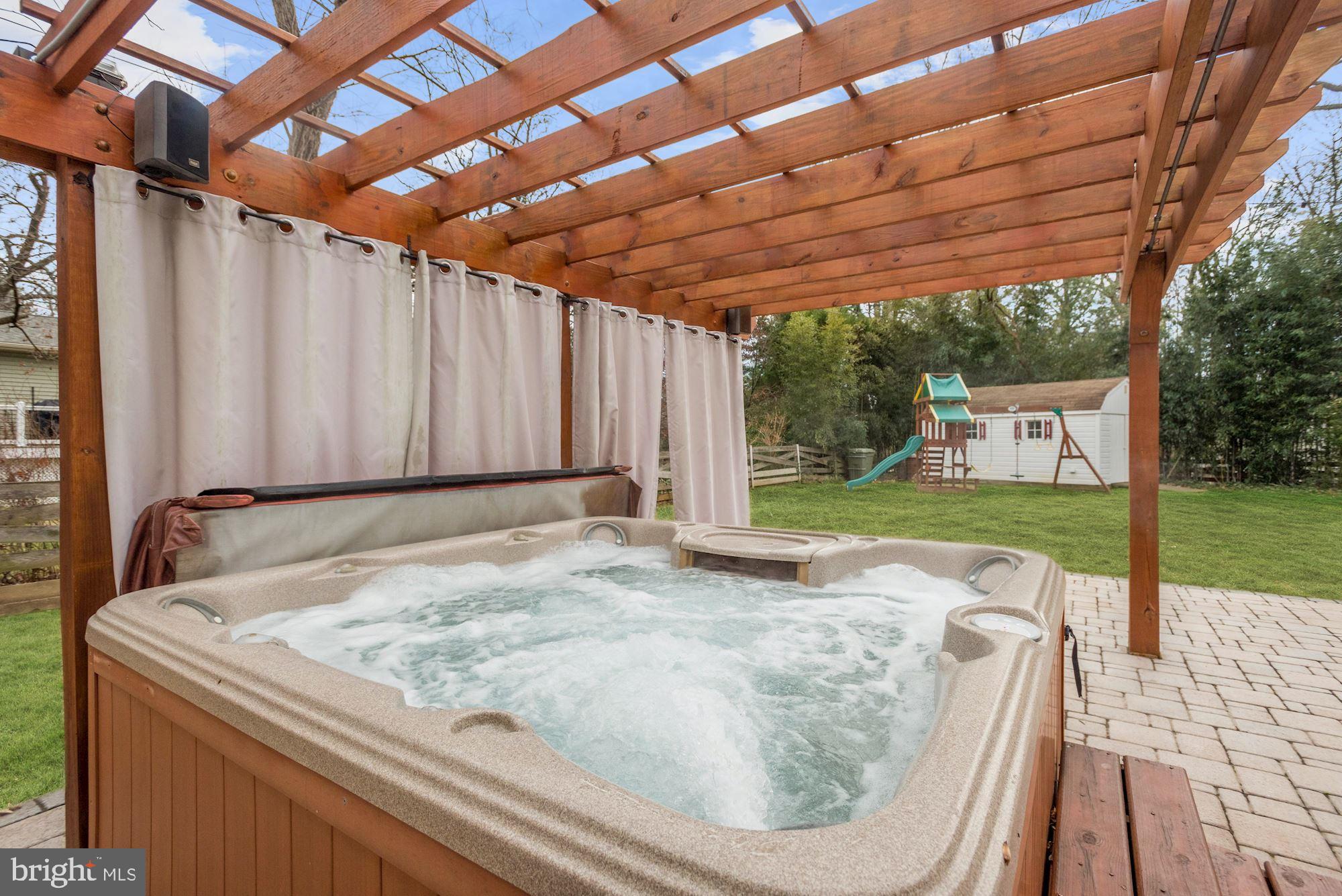 338 Edgewater Road Pasadena, MD 21122 - Photo 32 of 42 Hot Tub