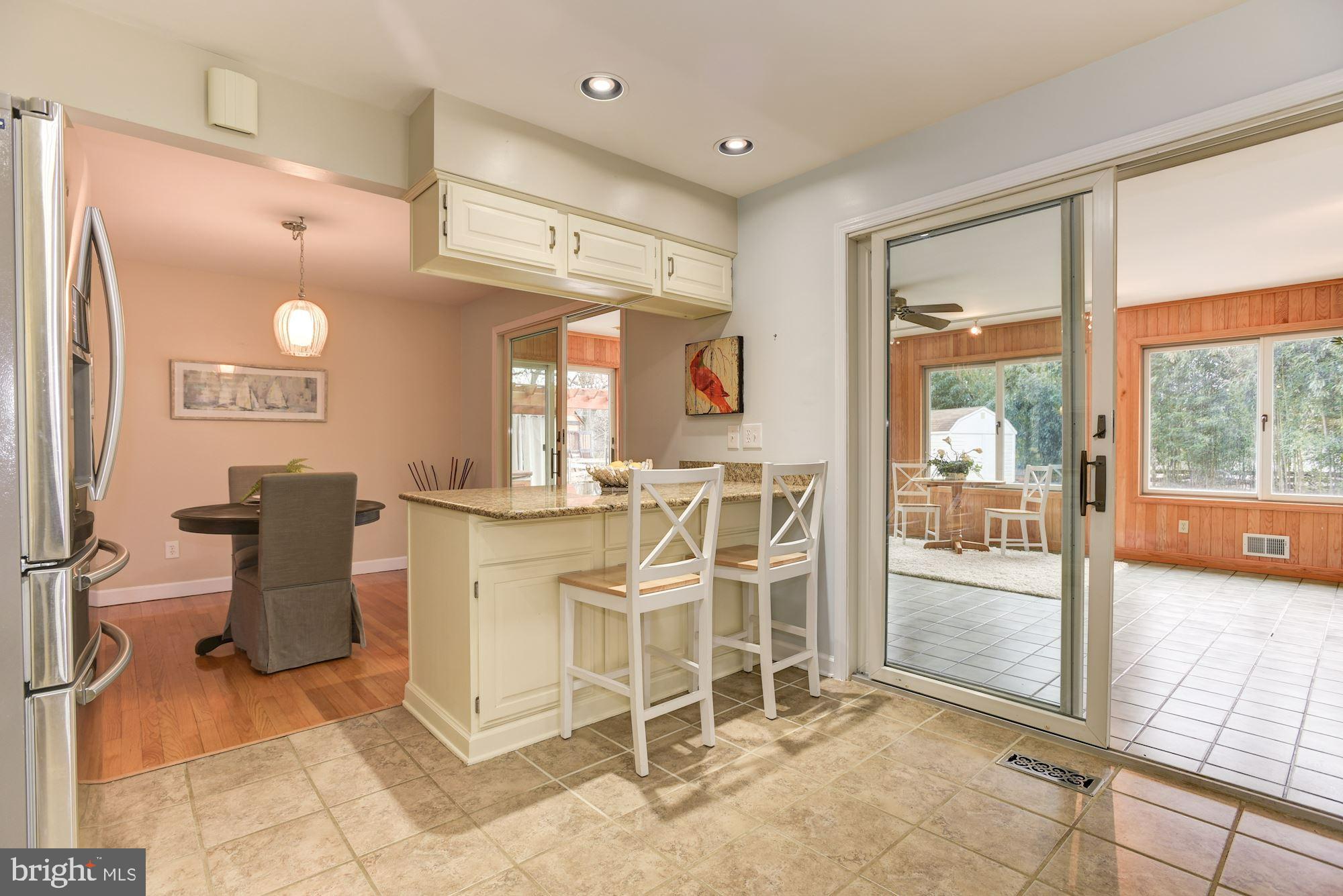 338 Edgewater Road Pasadena, MD 21122 - Photo 10 of 42 Kitchen