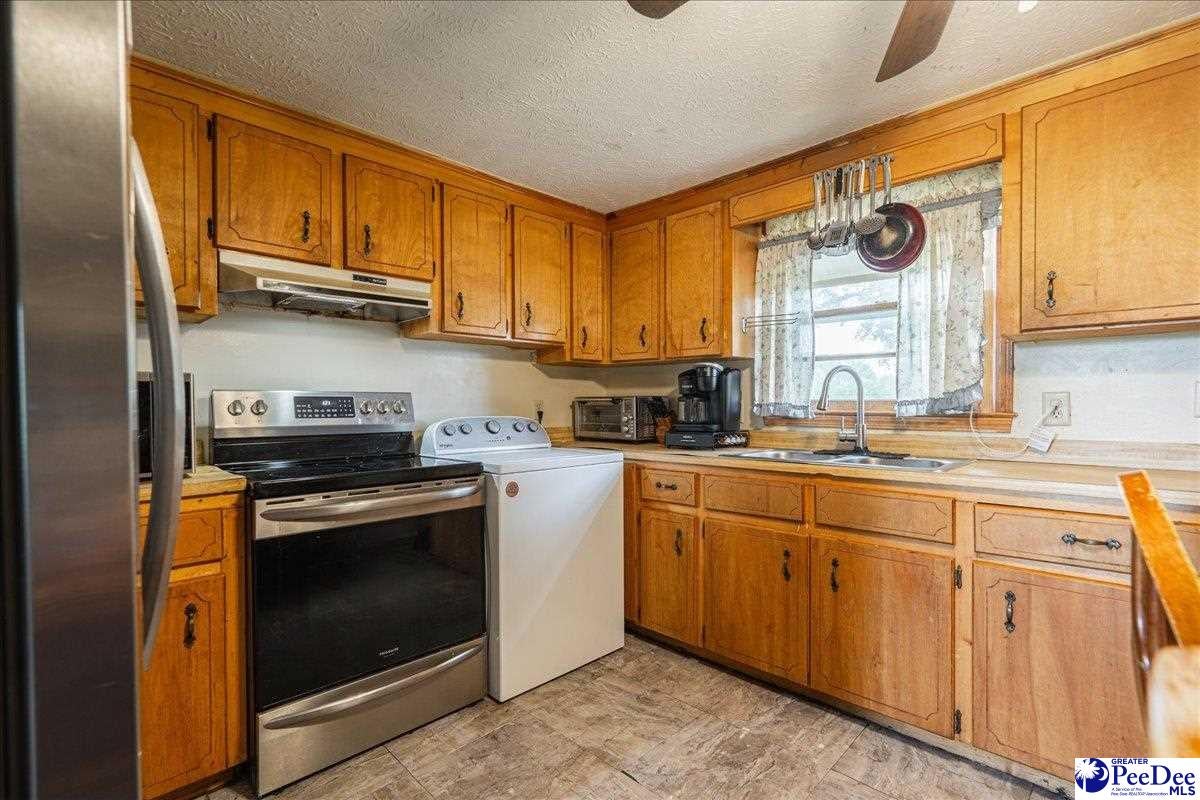 3438 Stackhouse Road Latta, SC 29565 - Photo 5 of 16 Gallery Image 5