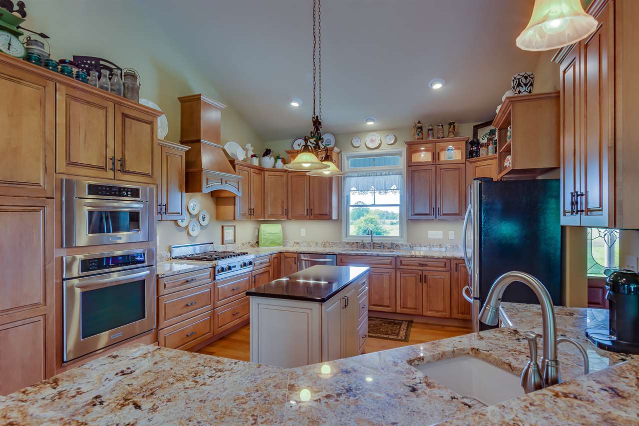 68440 Pine Road North Liberty, IN 46554 - Photo 6 of 36