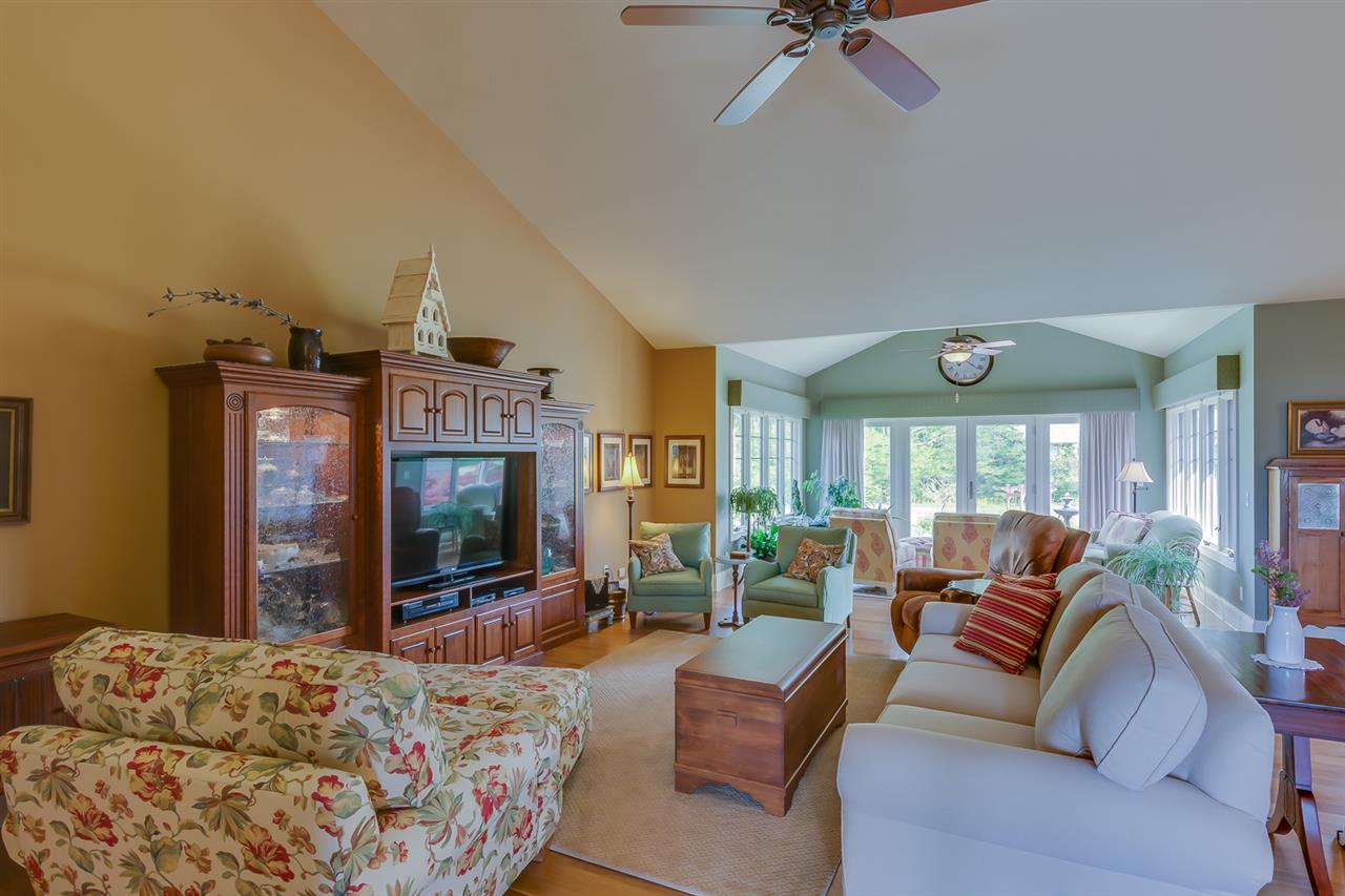 68440 Pine Road North Liberty, IN 46554 - Photo 9 of 36