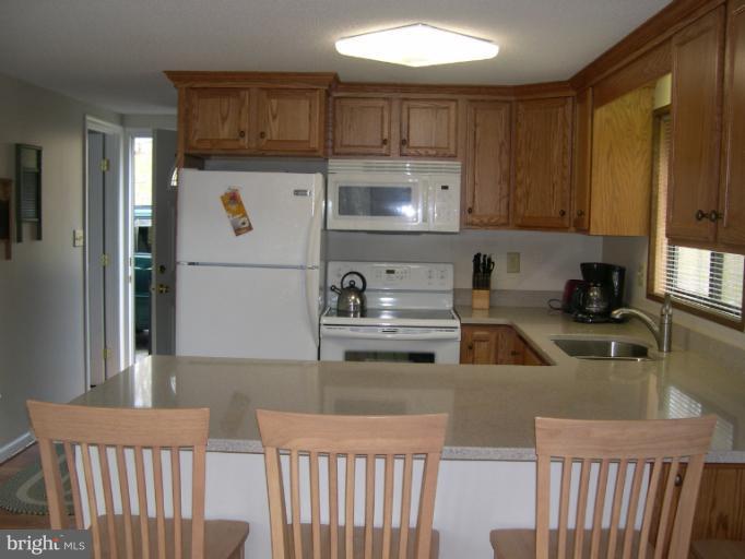 66 Mild Winter Road Hedgesville, WV 25427 - Photo 2 of 20 Kitchen