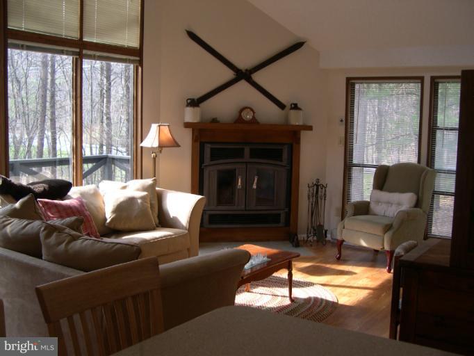 66 Mild Winter Road Hedgesville, WV 25427 - Photo 6 of 20 Living Room