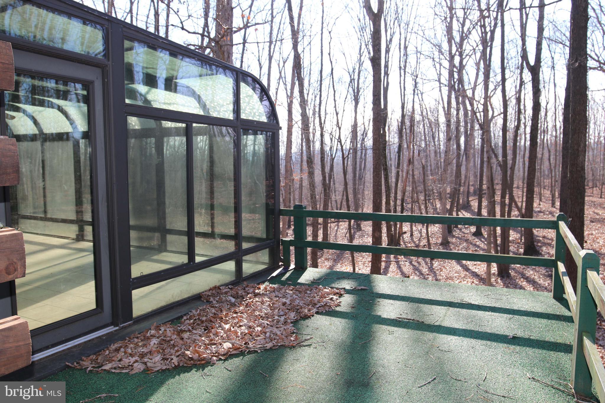 264 Getaway Road Hedgesville, WV 25427 - Photo 2 of 18 Gallery Image 2