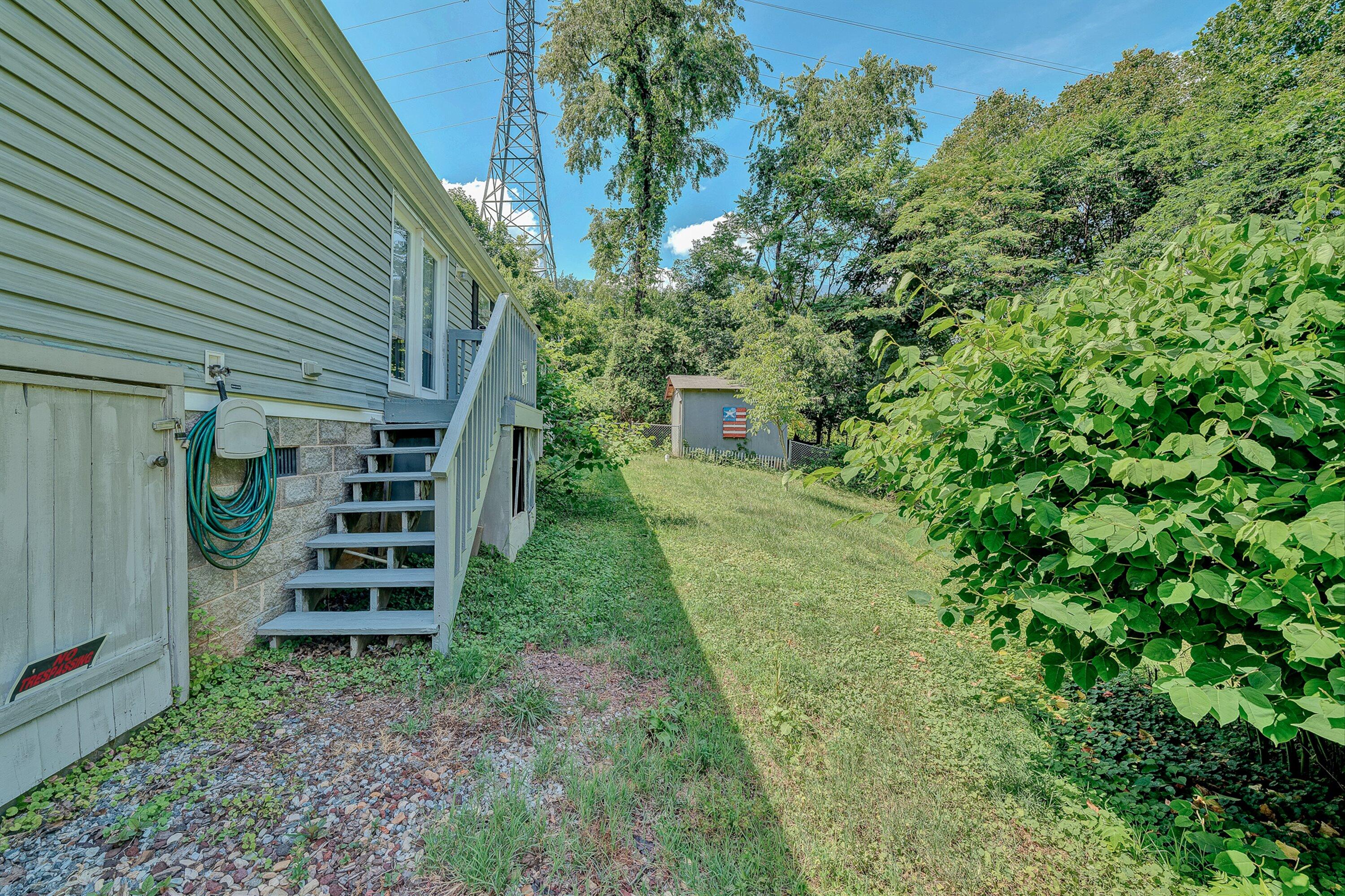 2316 Ridge Road Roanoke, VA 24014 - Photo 26 of 30 26-VM-09059