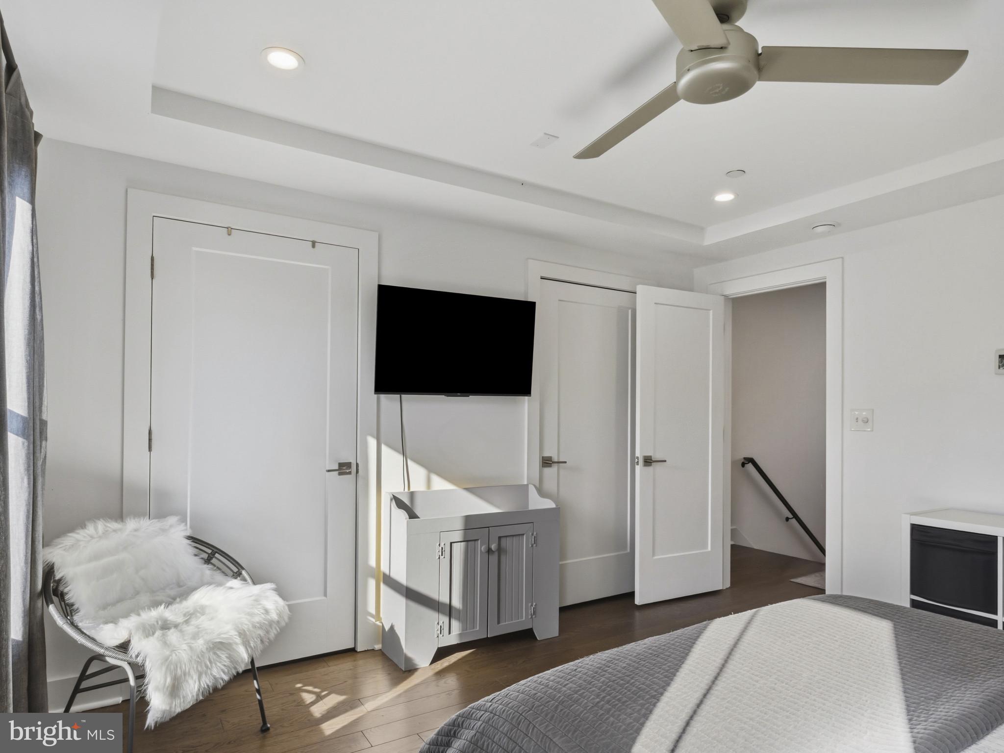 1404 Olive Street Baltimore, MD 21230 - Photo 24 of 38 a living room with furniture and a flat screen tv