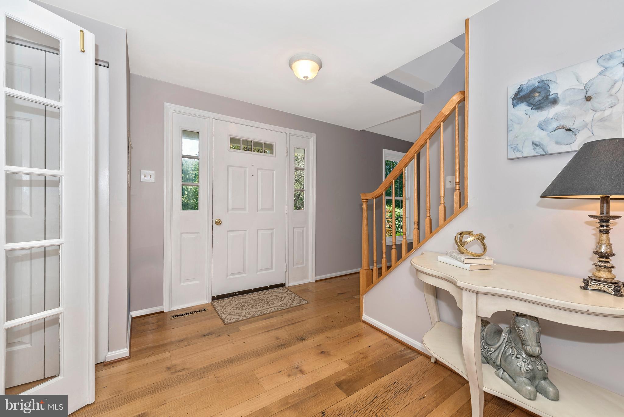 5702 Woodlyn Road Frederick, MD 21703 - Photo 3 of 30 Large Foyer