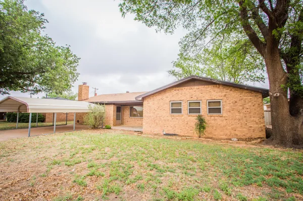 $205,000 | 1110 South Pecos Drive, Brownfield, TX 79316