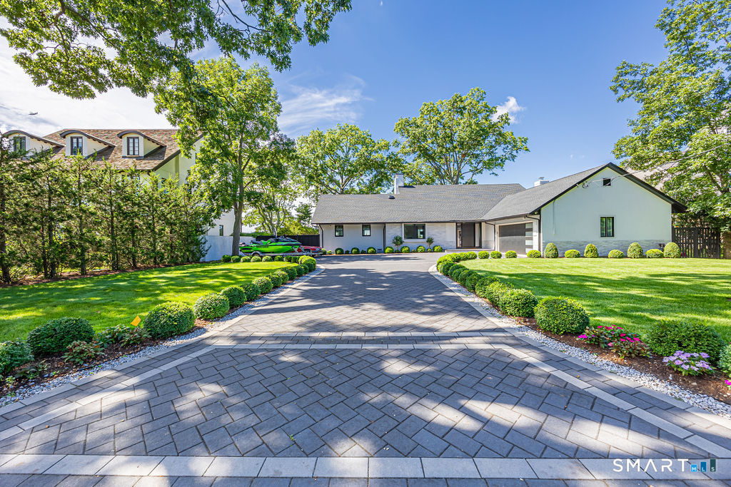 31 Ralsey Road South Stamford, CT 06902 - Photo 4 of 35 Gallery Image 4
