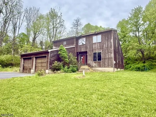 $410,000 | 64 Quarry West Road, Belvidere, NJ 07823