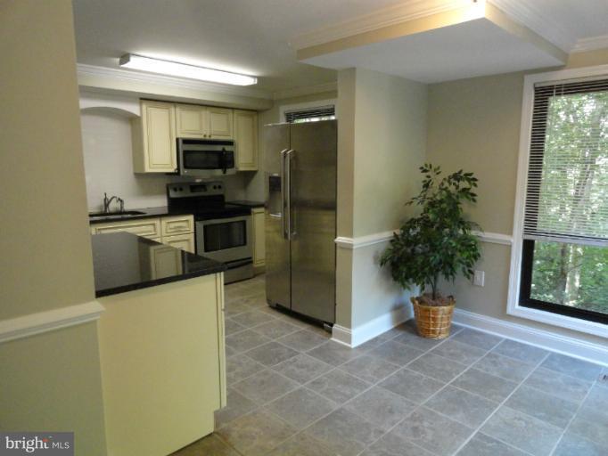 2343 Old Trail Drive Reston, VA 20191 - Photo 16 of 24 Granite counters & SS appliances