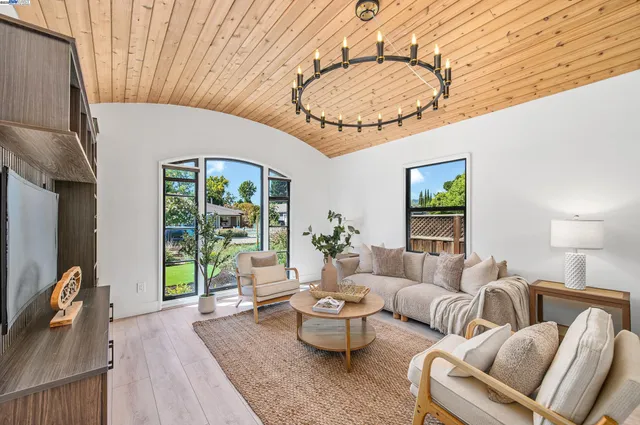 $2,650,000 | 4073 Stanley Boulevard, Pleasanton, CA 94566