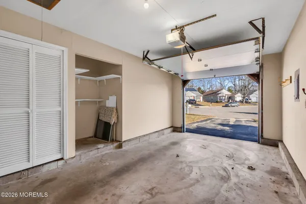 a view of a garage