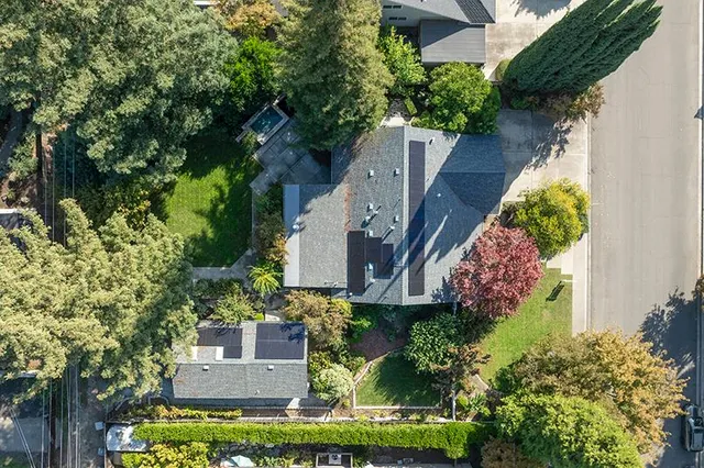 $1,250,000 | 7004 Hillcrest Drive, Modesto, CA 95356