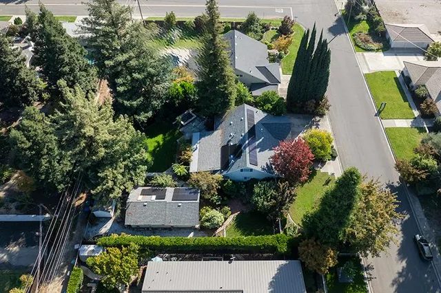 $1,250,000 | 7004 Hillcrest Drive, Modesto, CA 95356