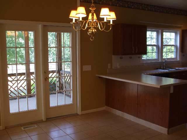 106 Myrtle Way Greer, SC 29650 - Photo 3 of 9 Gallery Image 3