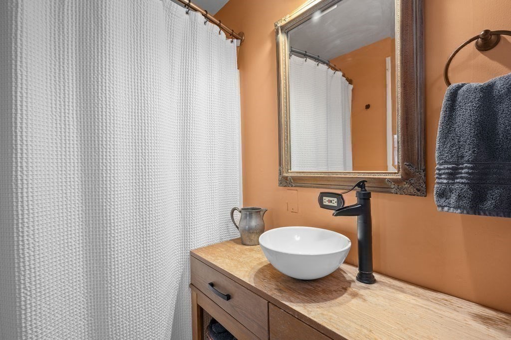 75 Summer Street, Unit 5 Salem, MA 01970 - Photo 21 of 24