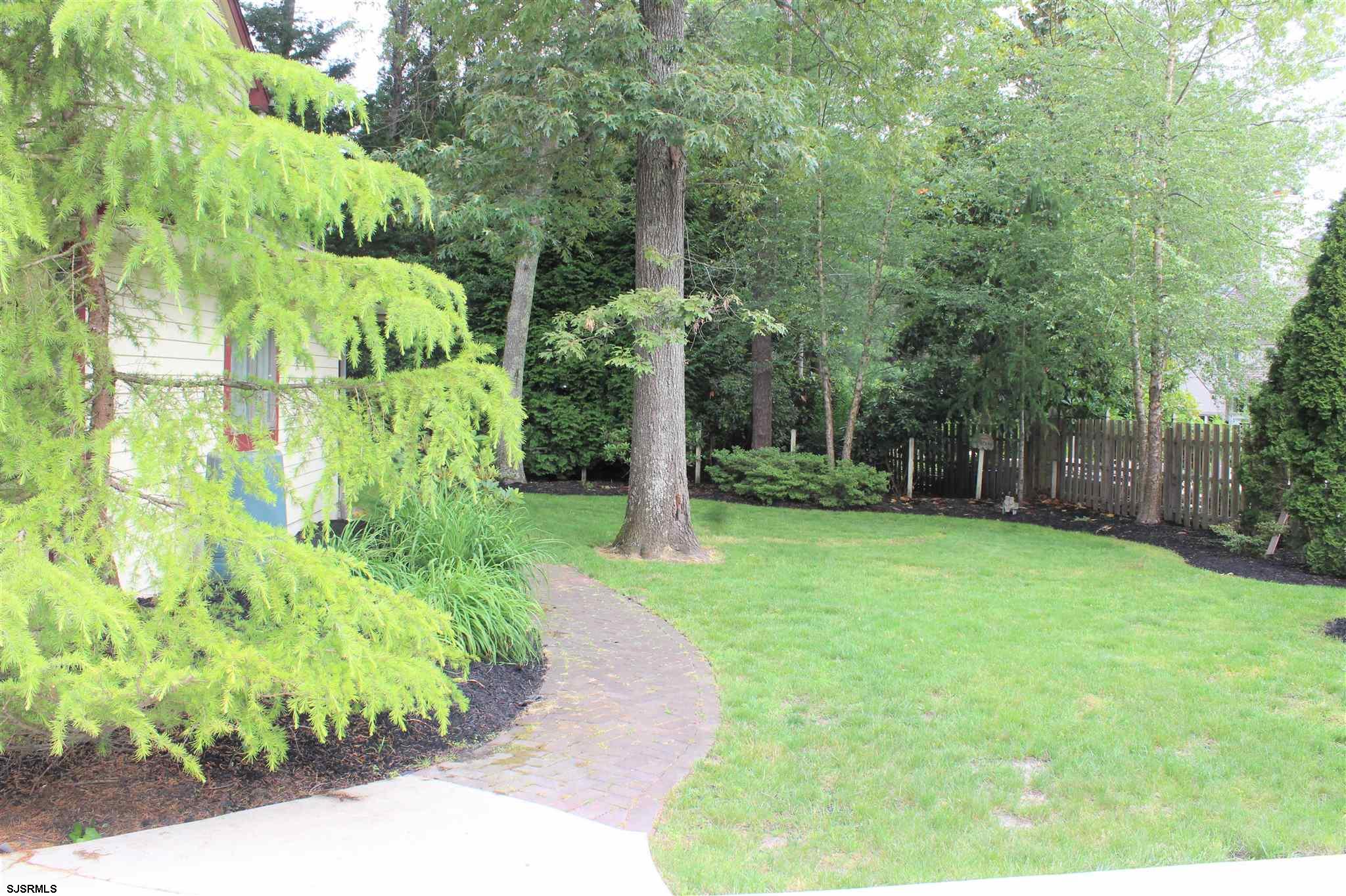 8 Evergreen Road Linwood, NJ 08221 - Photo 4 of 24 Gallery Image 4