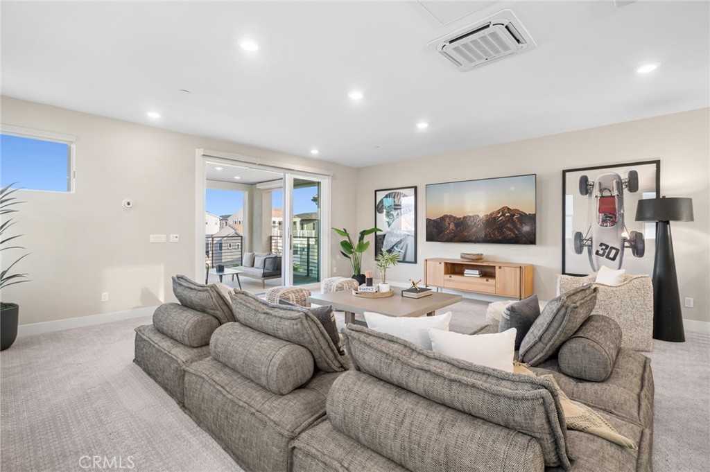 157 Crossover Irvine, CA 92618 - Photo 34 of 72