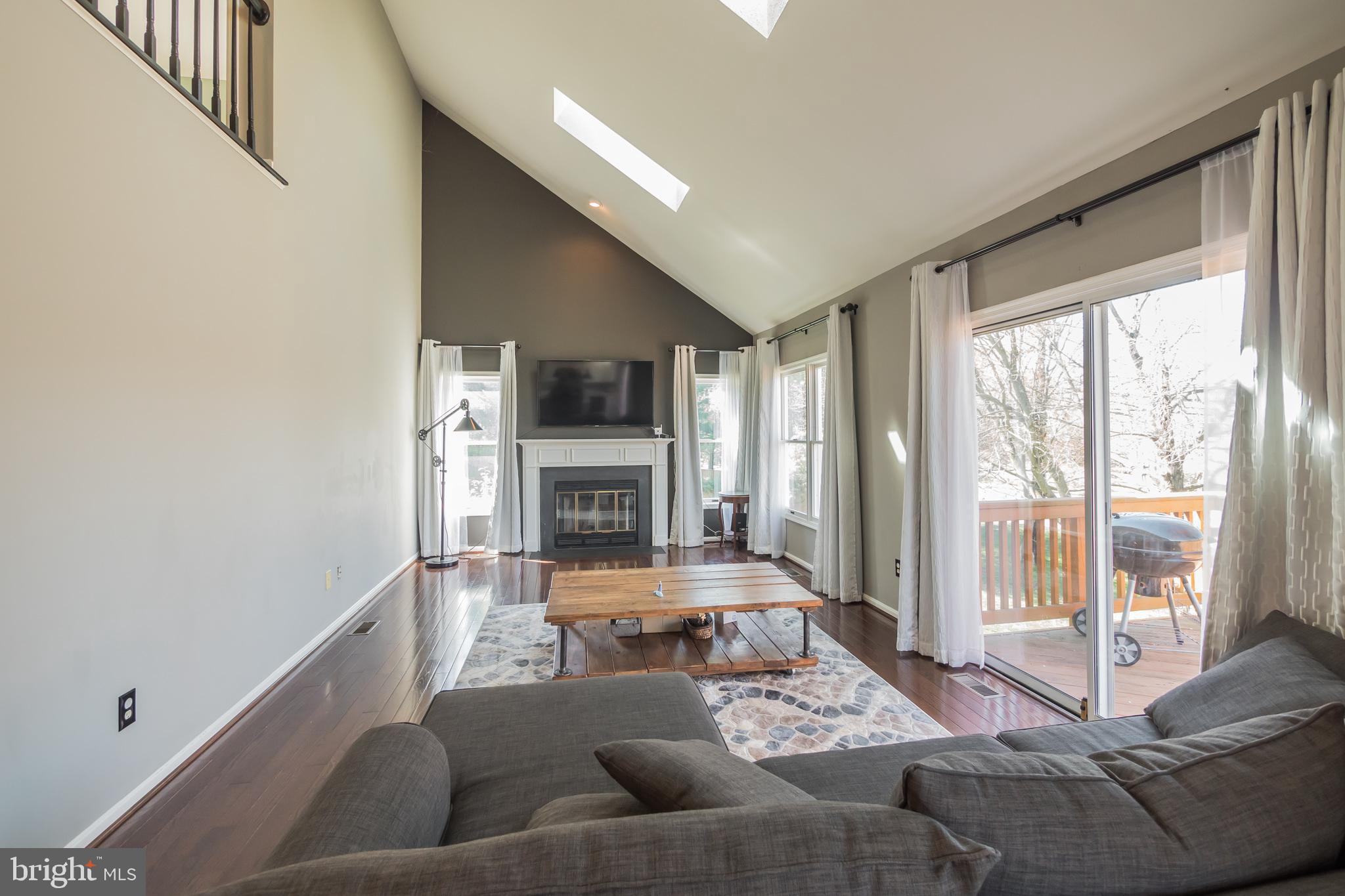 18924 Falling Star Road Germantown, MD 20874 - Photo 16 of 33 Gallery Image 16