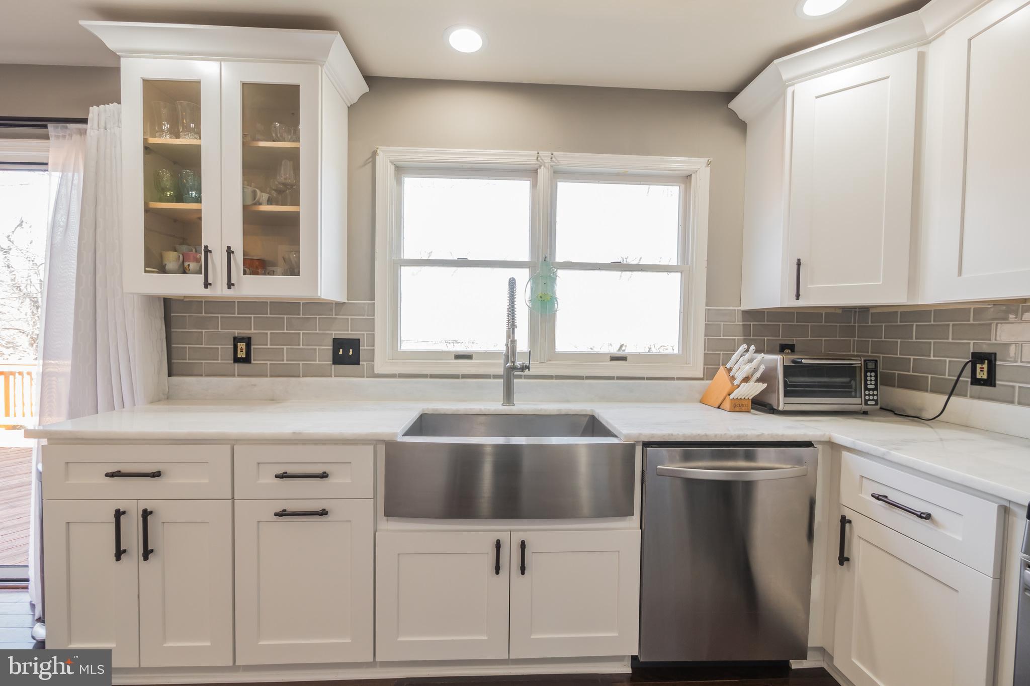 18924 Falling Star Road Germantown, MD 20874 - Photo 4 of 33 Gallery Image 4