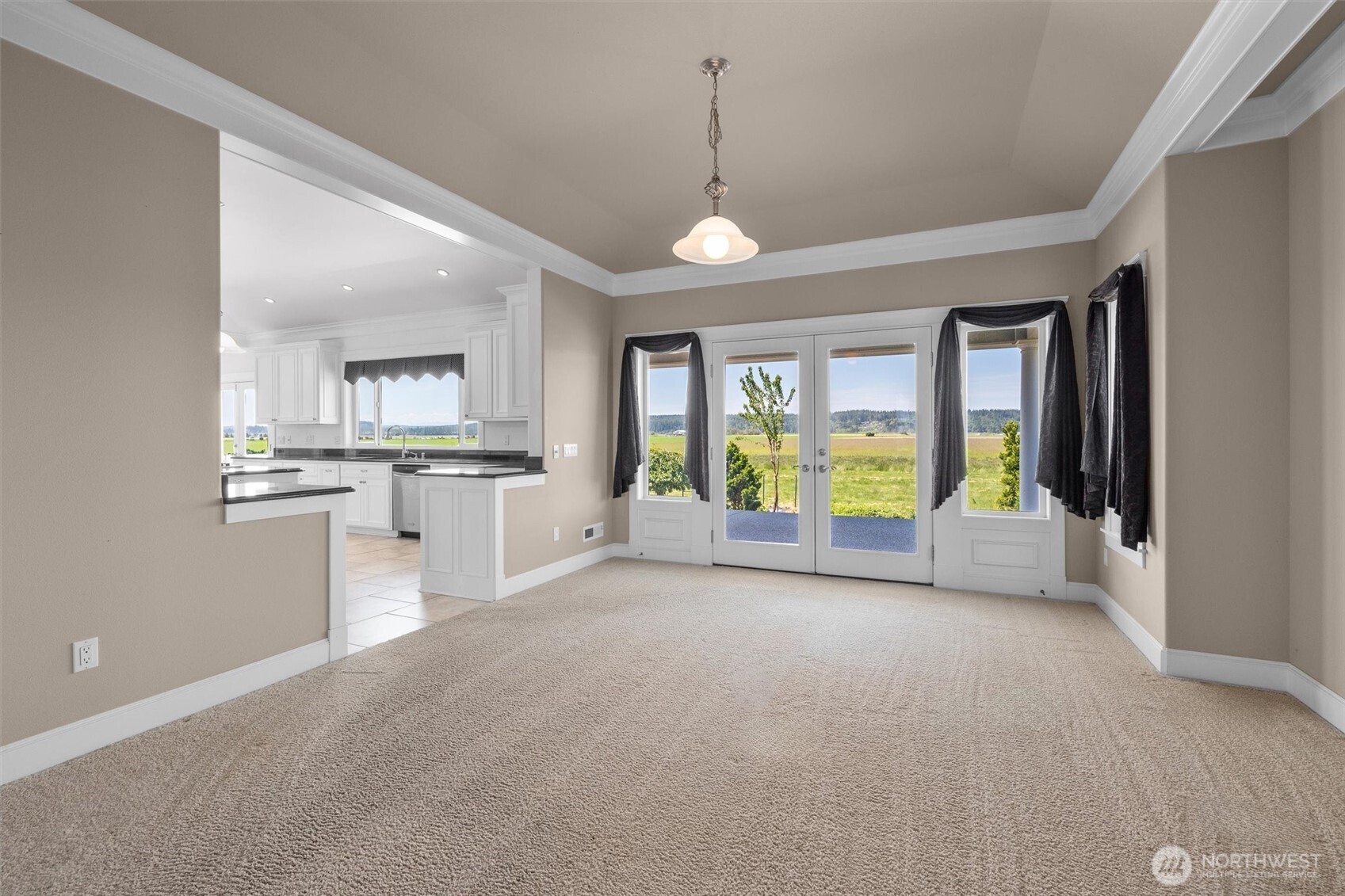 15714 Laconner Whitney Road La Conner, WA 98257 - Photo 9 of 40