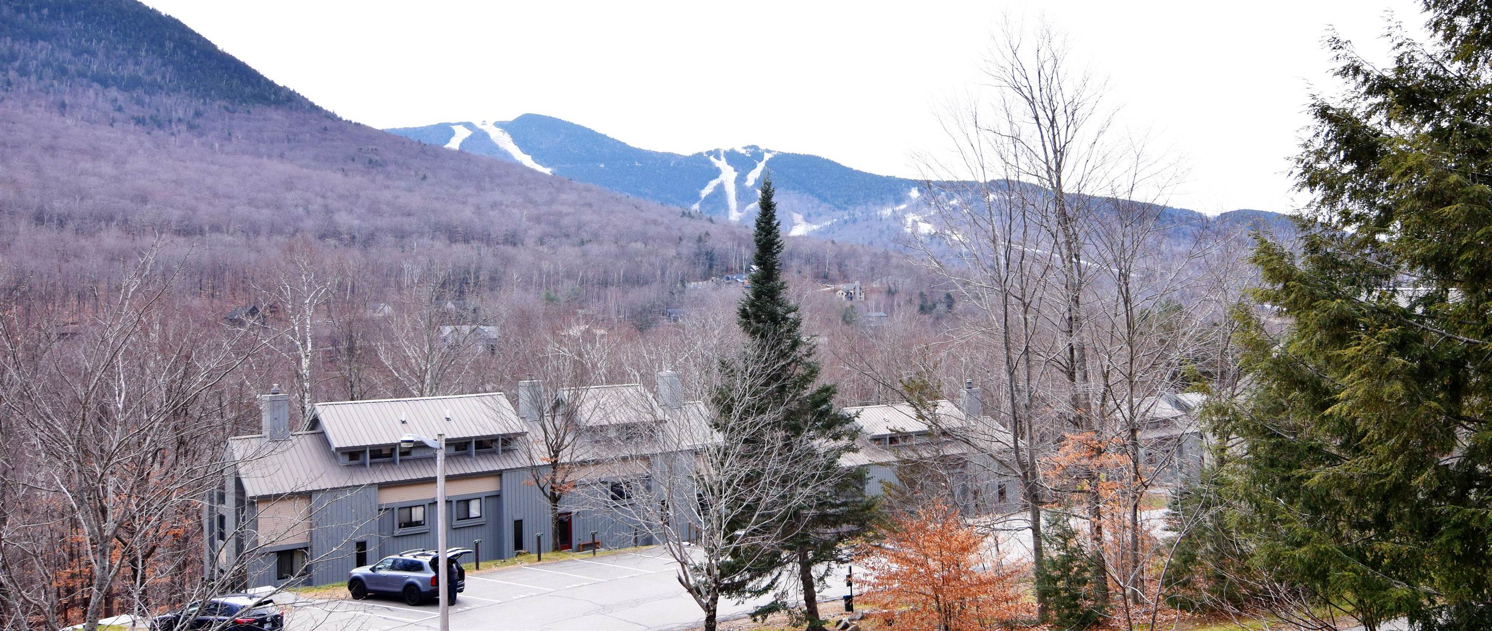 4 Highwood Road, Unit 1 Lincoln, NH 03251 - Photo 2 of 37